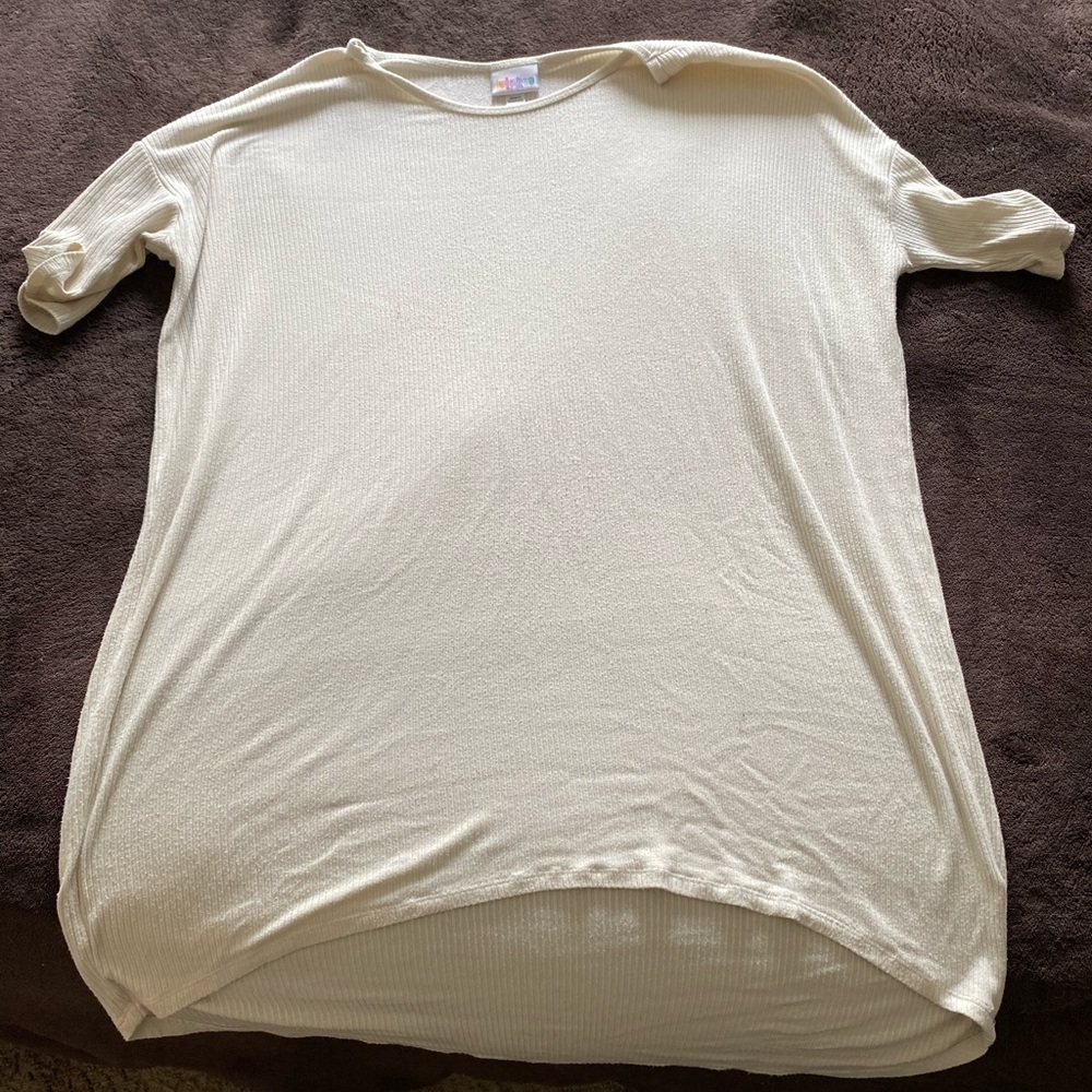 GUC ivory ribbed Lularoe Irma